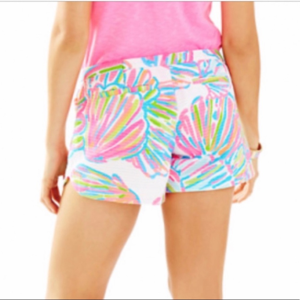 🌴LILLY PULITZER ‘Addie’ Short in Shellebrate Print Resort White (Multi) Color - Picture 5 of 12